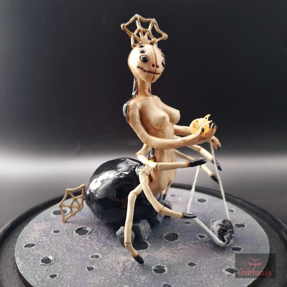 Lunarachne