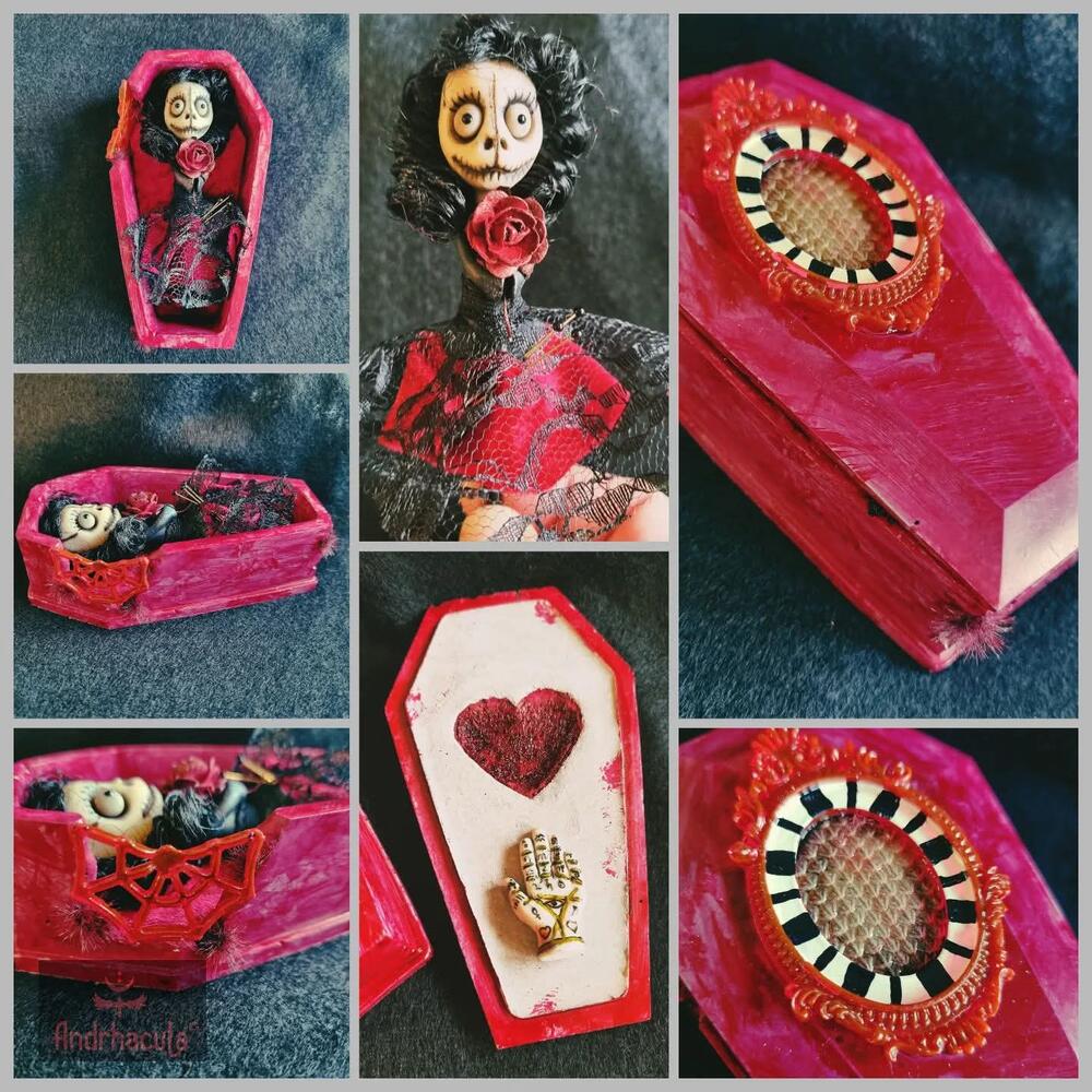 La Muerte's Vanity Case